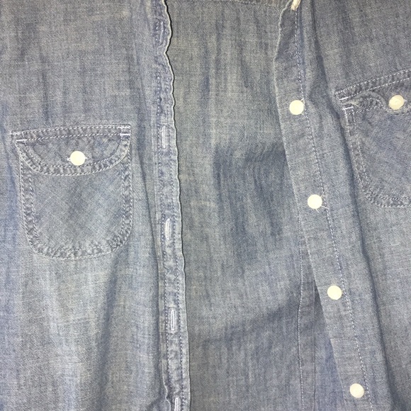 American Eagle Blue Button Down - Picture 3 of 4